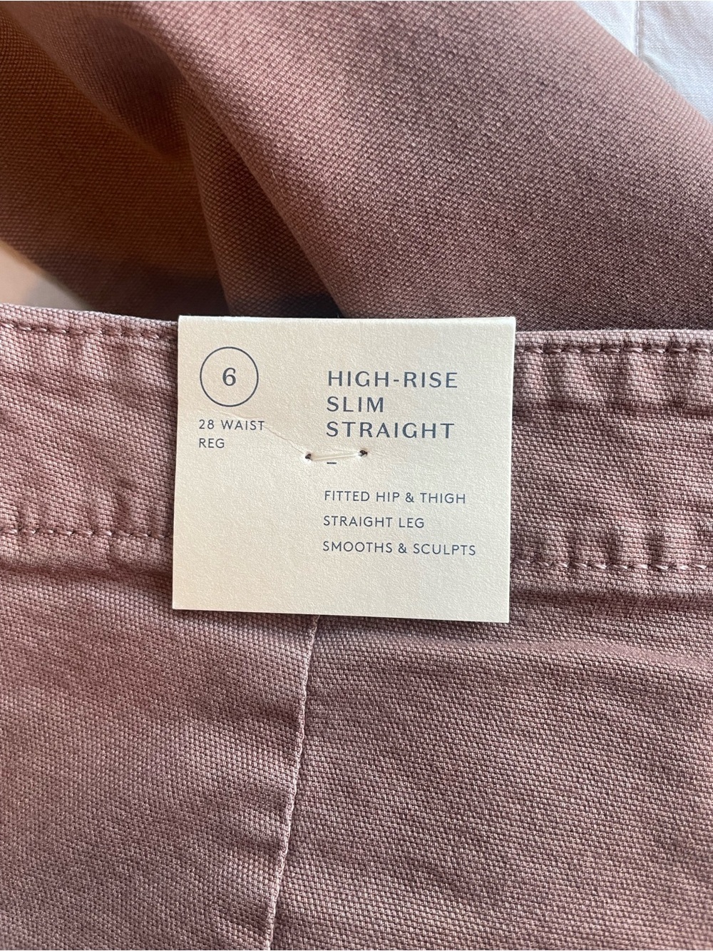 NWT Universal Thread Women's Cargo High Rise Straight-Leg in Dusty Rose Size 28R - Picture 5 of 5